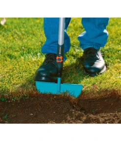GARDENA Combisystem Rasenkantenstecher 6 GARDENA Combisystem Rasenkantenstecher -Garten Werk Zone 231316 BildM 001 GardenaCombisystemRasenkantenstecherFuerDenGartenCsRasenkantenstecher