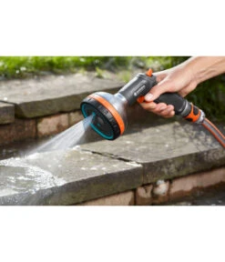 GARDENA Multibrause Premium 20 GARDENA Multibrause Premium -Garten Werk Zone 3269891 WE MO 007 GardenaMultibrausePremiumBewaesserung