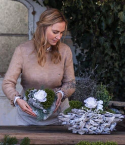 Grabgesteck Stille, Herzförmig, Ca. B25/H22/T25 Cm 9 Grabgesteck Stille, Herzförmig, Ca. B25/H22/T25 Cm -Garten Werk Zone 6462956 WE MO 002 SerieStillePremiumAllerheiligen202301