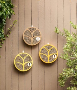 Dehner Natura Insektenhotel Dover, Ca. Ø29/T8 Cm 8 Dehner Natura Insektenhotel Dover, Ca. Ø29/T8 Cm -Garten Werk Zone 6846661 6846679 6846687 WE MO 001 DehnerNaturaInsektenhotelDoverBraunOrangeGelb