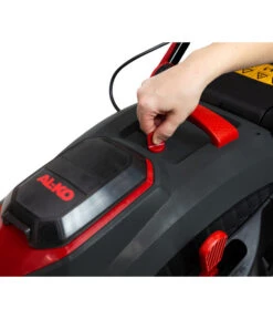 AL-KO Akku-Rasenmäher 38.1 LI 13 AL-KO Akku-Rasenmäher 38.1 LI -Garten Werk Zone 6942585 WE DE 004 AkkuRasenmaeher38